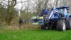 Multiträger Greentec Puma an Traktor mit Astschere