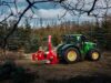 TP 250 PTO an Traktor im Wald
