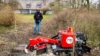 Stubbebenfräse B31-980 REMOTE fräst Baum